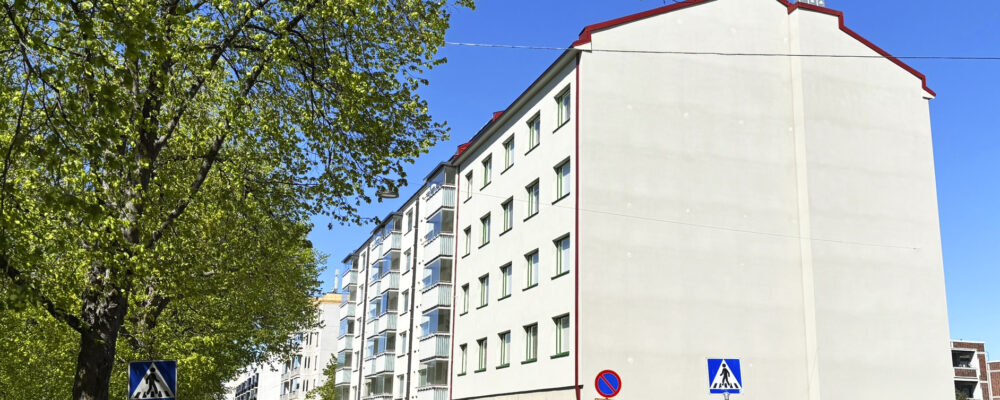 Jiiri Rakennuttajat referenssi kerrostalon julkisivusaneeraus projektinjohto Kauppapuistikko 29, Vaasa