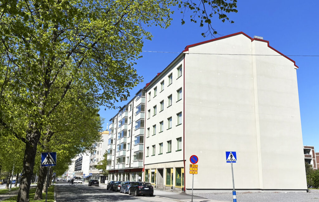 Jiiri Rakennuttajat referenssi kerrostalon julkisivusaneeraus projektinjohto Kauppapuistikko 29, Vaasa